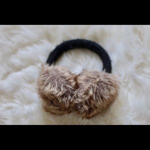 Black and faux fur earmuffs
